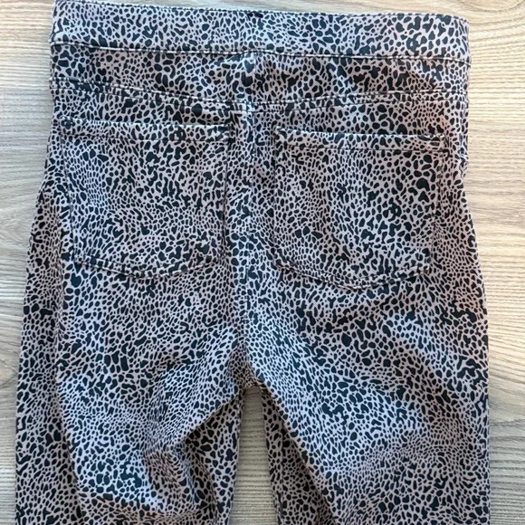 Spanx Ankle Jean-ish Leggings Desert Dot Gray Animal Print Women’s size Small - Picture 6 of 10